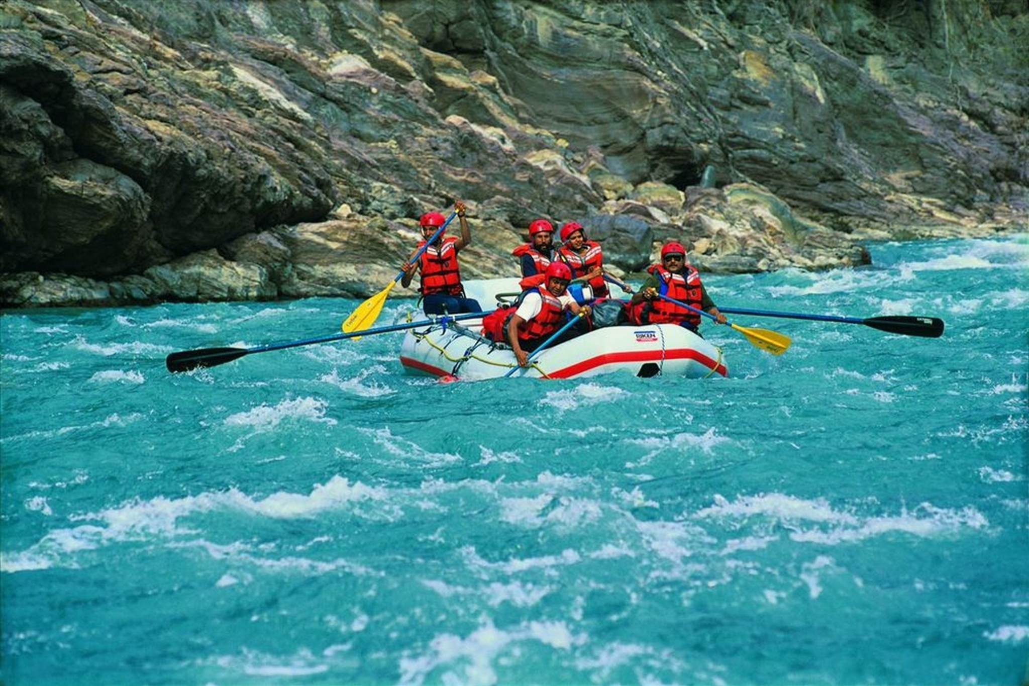 Karasu Fırat Nehri Rafting