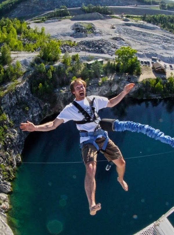 bungee jumping