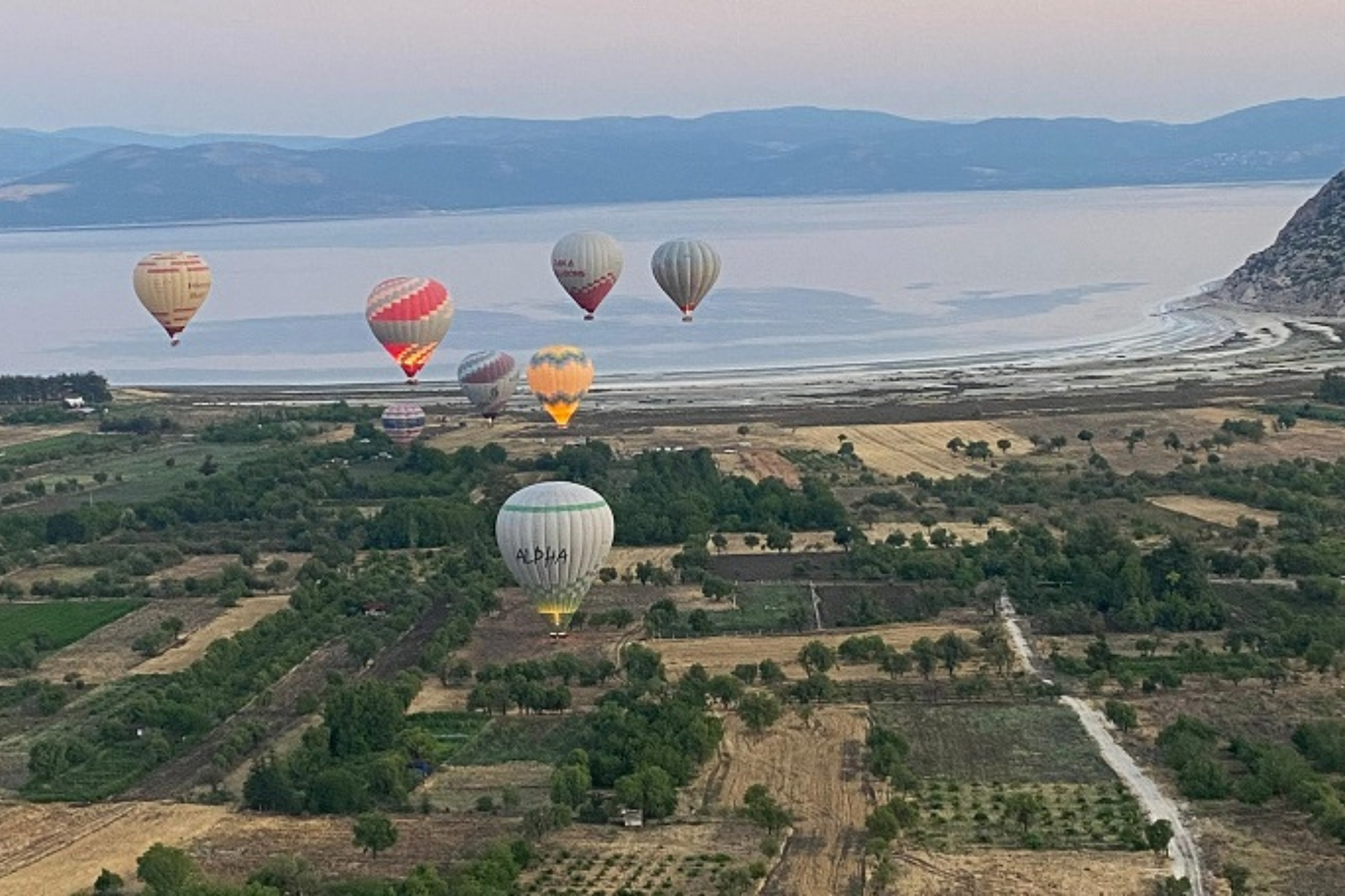 Salda Gölü Balon Turu